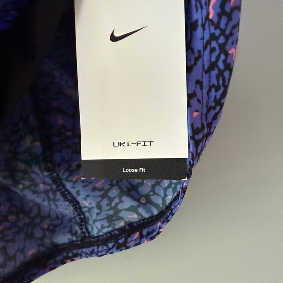 Nike Women's Dry-Fit Lined Shorts - Size M - Picture 6 of 9